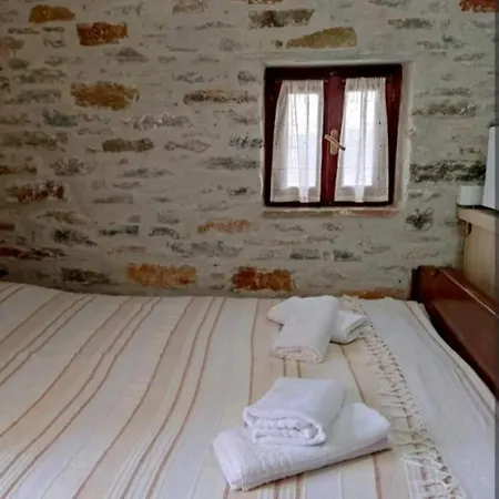 πέτρινο 公寓